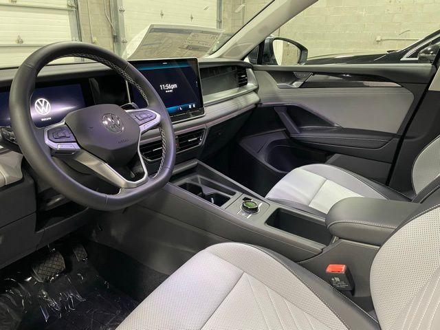 new 2025 Volkswagen Tiguan car, priced at $37,287