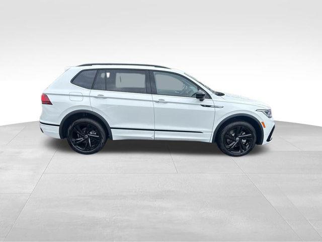 new 2024 Volkswagen Tiguan car, priced at $37,831