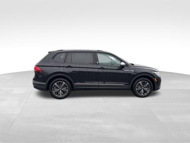 new 2024 Volkswagen Tiguan car, priced at $35,226