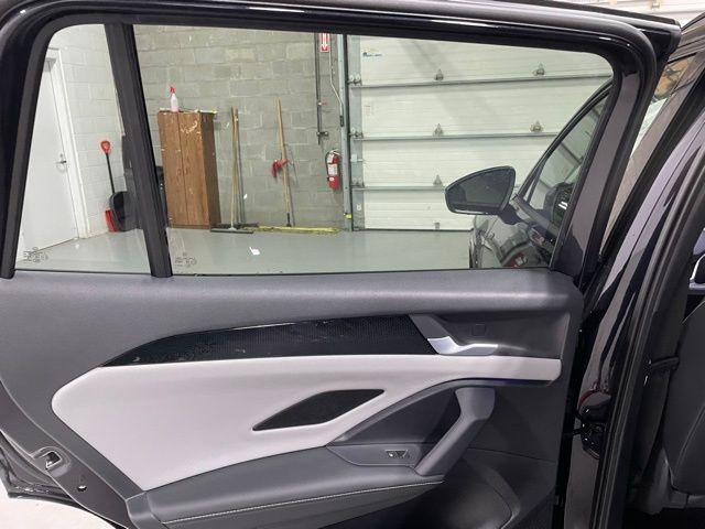 new 2025 Volkswagen Tiguan car, priced at $38,081