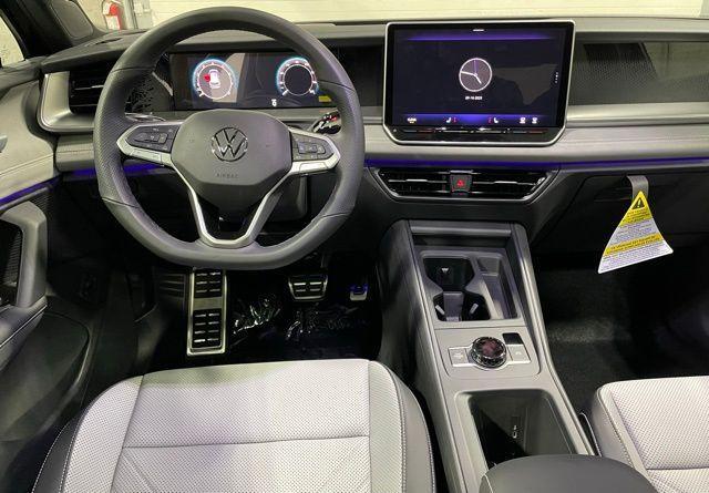 new 2025 Volkswagen Tiguan car, priced at $38,081
