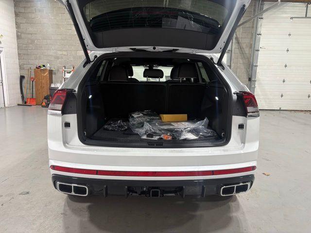 new 2026 Volkswagen Atlas Cross Sport car, priced at $55,693