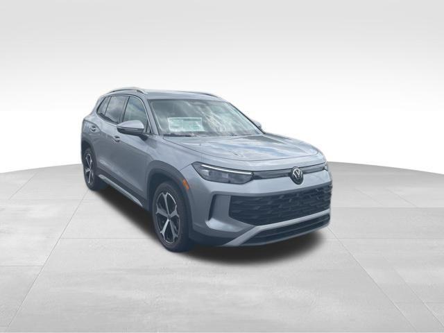 new 2025 Volkswagen Tiguan car, priced at $33,205