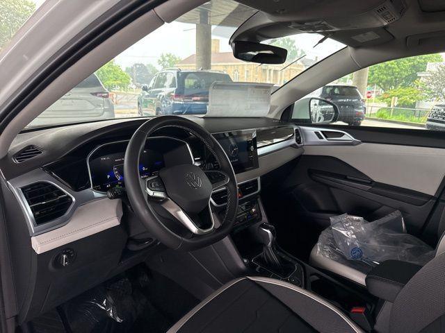 new 2025 Volkswagen Taos car, priced at $33,101