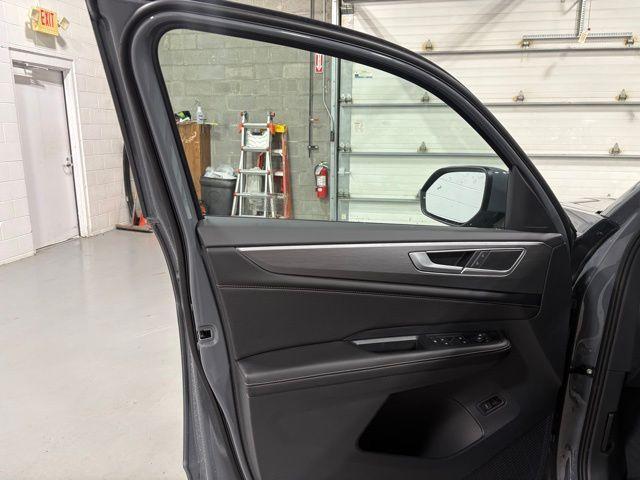 new 2026 Volkswagen Atlas Cross Sport car, priced at $48,731