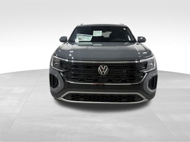 new 2026 Volkswagen Atlas Cross Sport car, priced at $48,731