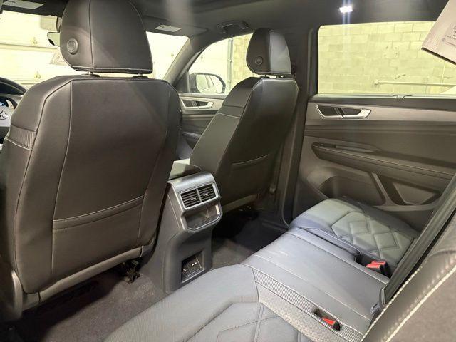 new 2026 Volkswagen Atlas Cross Sport car, priced at $48,731