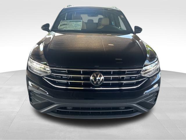 new 2024 Volkswagen Tiguan car, priced at $35,616