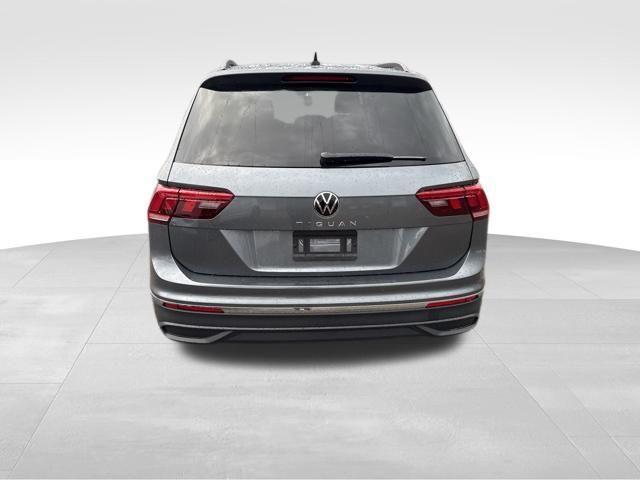 new 2024 Volkswagen Tiguan car, priced at $29,311