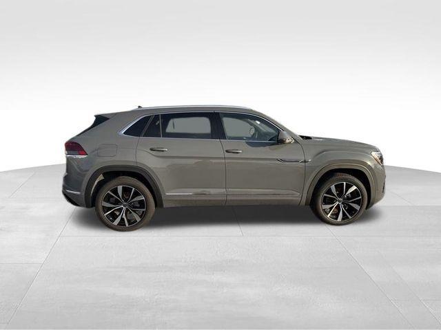 new 2024 Volkswagen Atlas Cross Sport car, priced at $52,476