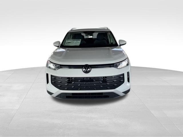 new 2025 Volkswagen Tiguan car, priced at $35,671