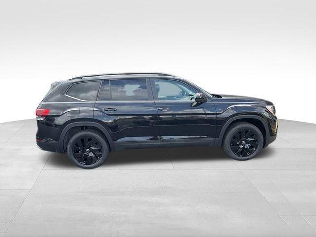 new 2025 Volkswagen Atlas car, priced at $46,091