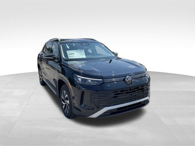 new 2025 Volkswagen Tiguan car, priced at $32,684