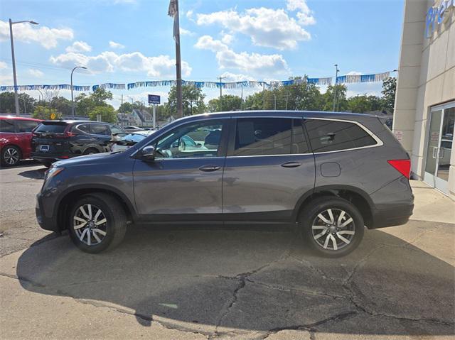 used 2021 Honda Pilot car, priced at $30,000