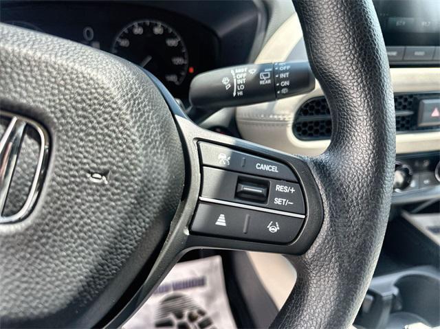 new 2025 Honda HR-V car