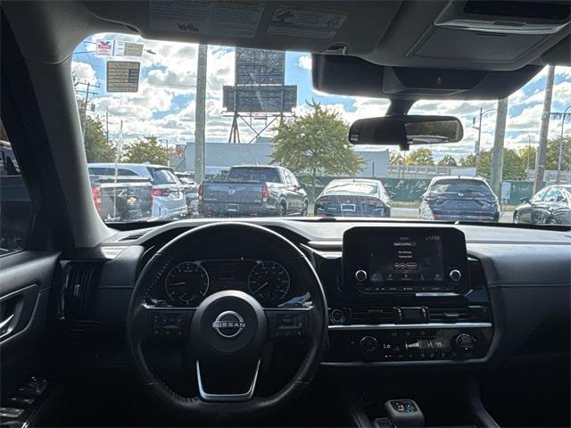 used 2022 Nissan Pathfinder car, priced at $21,000