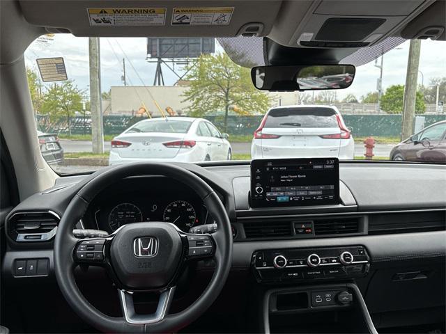 used 2025 Honda Pilot car, priced at $42,000
