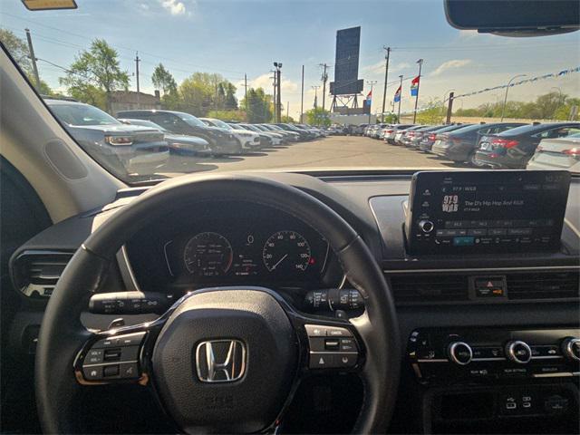 used 2025 Honda Pilot car, priced at $42,000