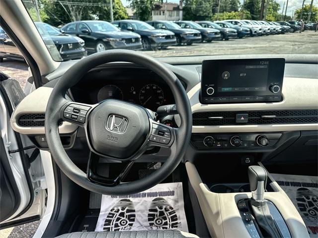 new 2025 Honda HR-V car