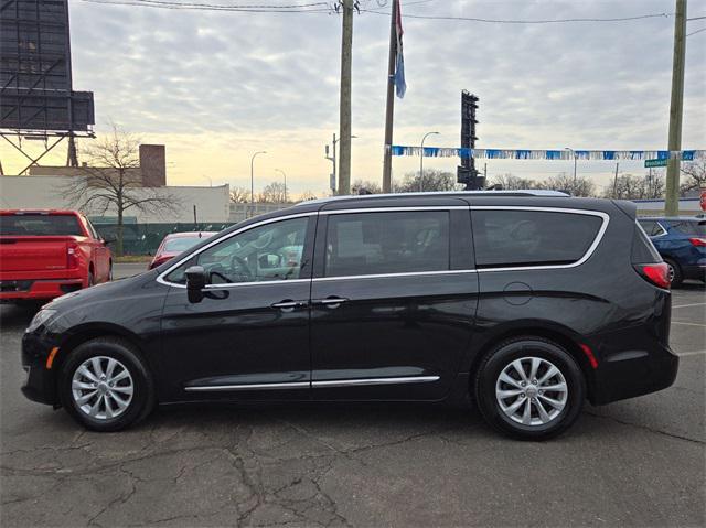 used 2018 Chrysler Pacifica car, priced at $11,500