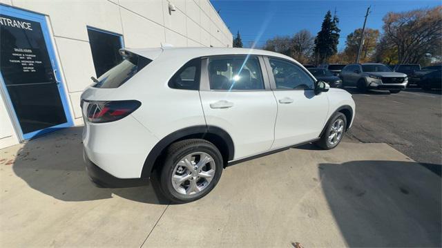 new 2025 Honda HR-V car