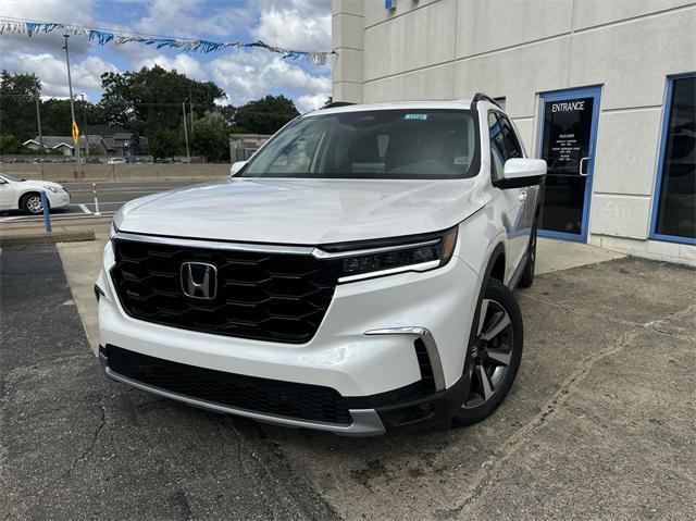 new 2025 Honda Pilot car