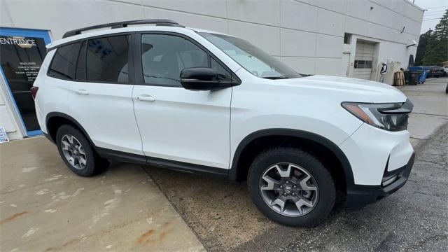 used 2022 Honda Passport car, priced at $33,000