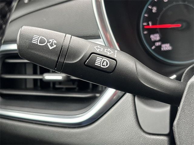 used 2021 Chevrolet Equinox car, priced at $16,500