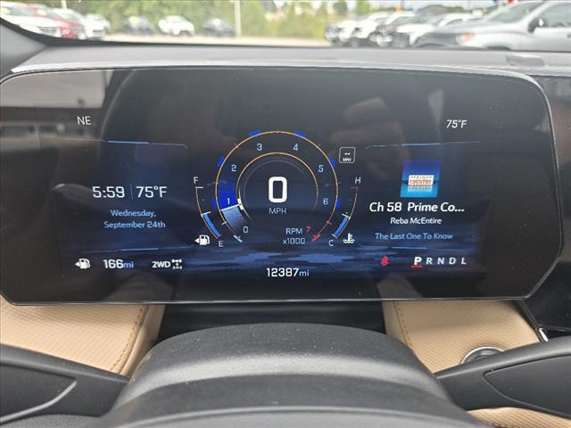 used 2025 Chevrolet Equinox car, priced at $34,995