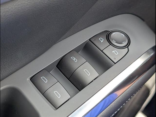 new 2025 Chevrolet Traverse car