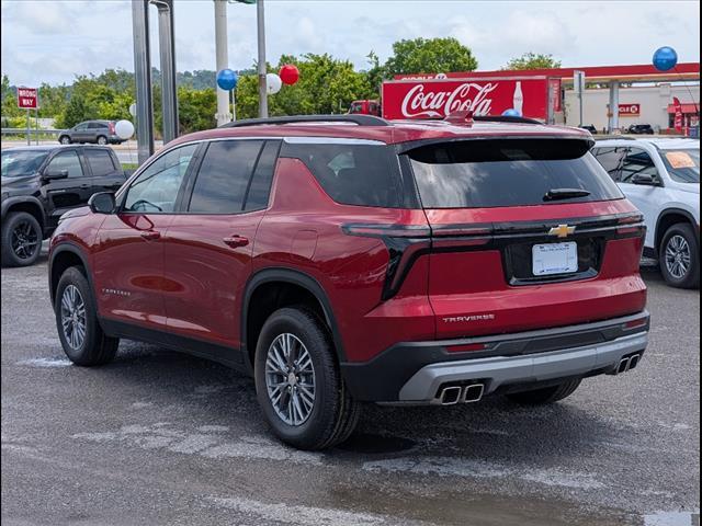 new 2025 Chevrolet Traverse car