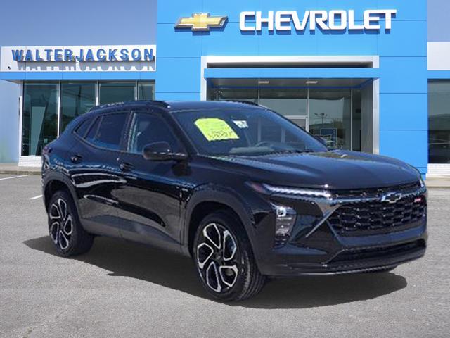 new 2025 Chevrolet Trax car