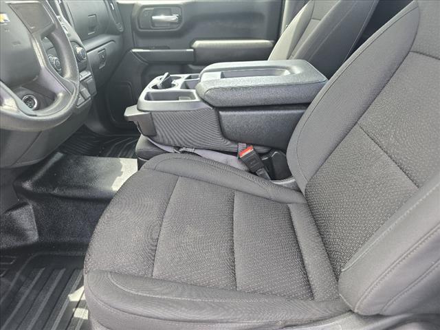 used 2024 Chevrolet Silverado 1500 car, priced at $31,995