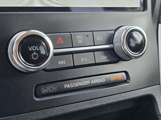 used 2024 Ford Edge car, priced at $27,995