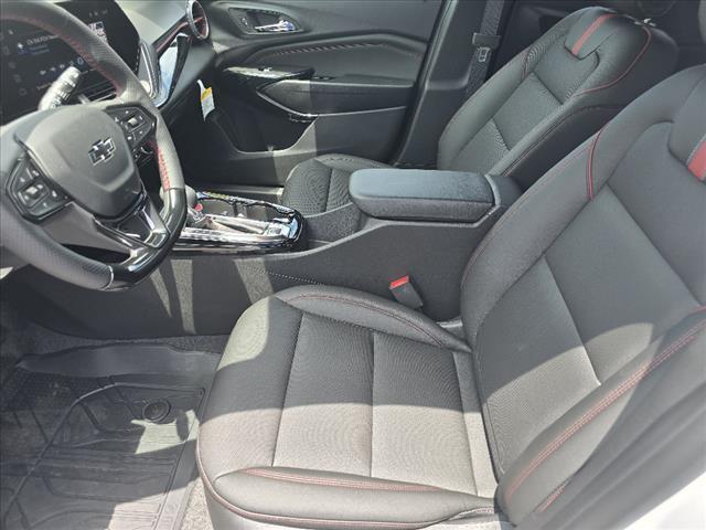 new 2025 Chevrolet Trax car