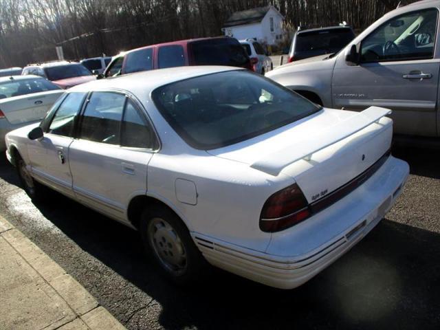 used 1994 Oldsmobile Eighty-Eight car, priced at $2,995