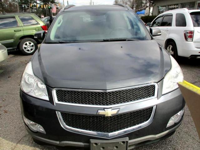 used 2011 Chevrolet Traverse car, priced at $3,495