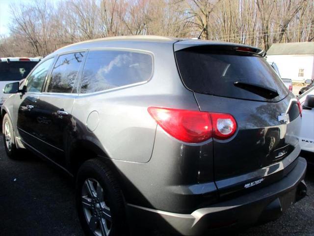 used 2011 Chevrolet Traverse car, priced at $3,495