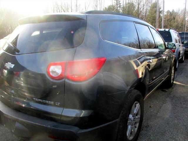 used 2011 Chevrolet Traverse car, priced at $3,495