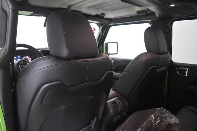 new 2025 Jeep Gladiator car, priced at $45,213