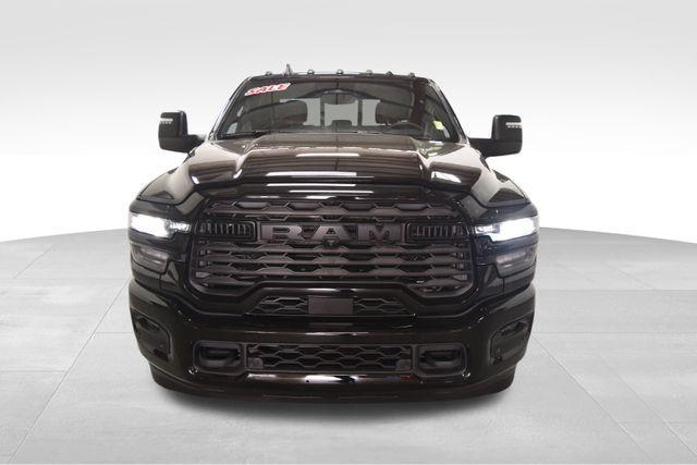 new 2025 Ram 3500 car, priced at $76,862