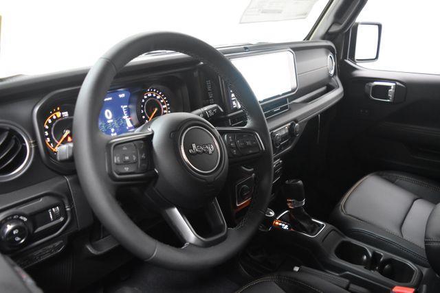new 2025 Jeep Gladiator car, priced at $45,213