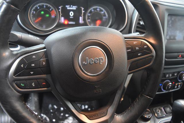 used 2019 Jeep Cherokee car, priced at $13,991