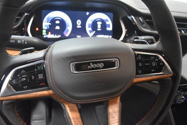 new 2025 Jeep Grand Cherokee car, priced at $62,882