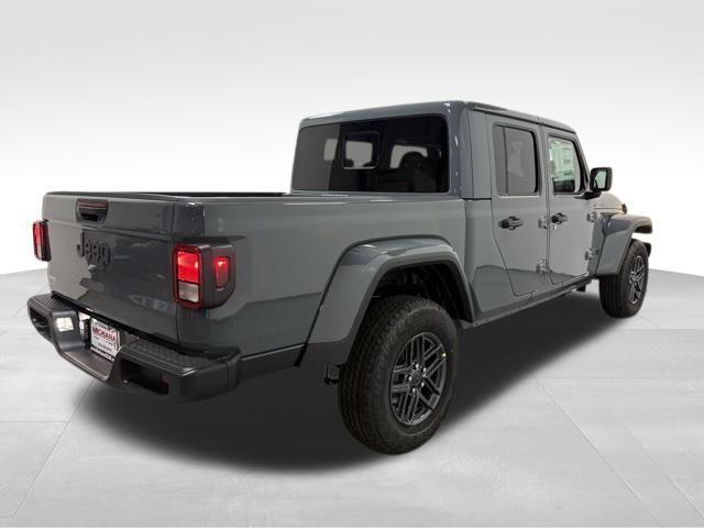 new 2026 Jeep Gladiator car, priced at $49,522