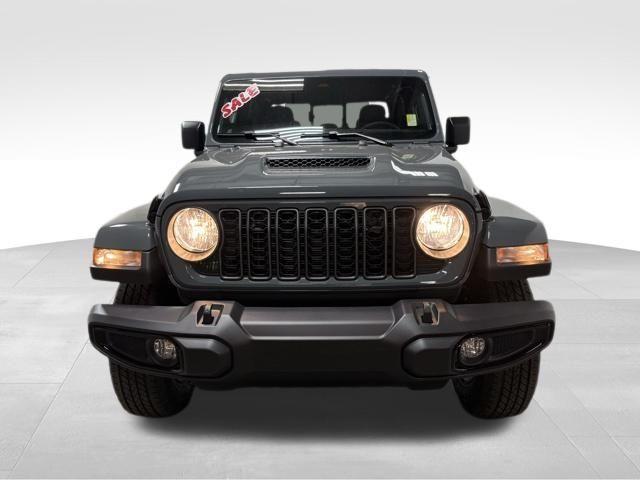new 2026 Jeep Gladiator car, priced at $49,522