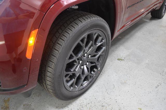 new 2025 Jeep Grand Cherokee L car, priced at $66,140