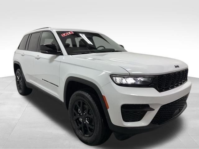 new 2025 Jeep Grand Cherokee car, priced at $44,048