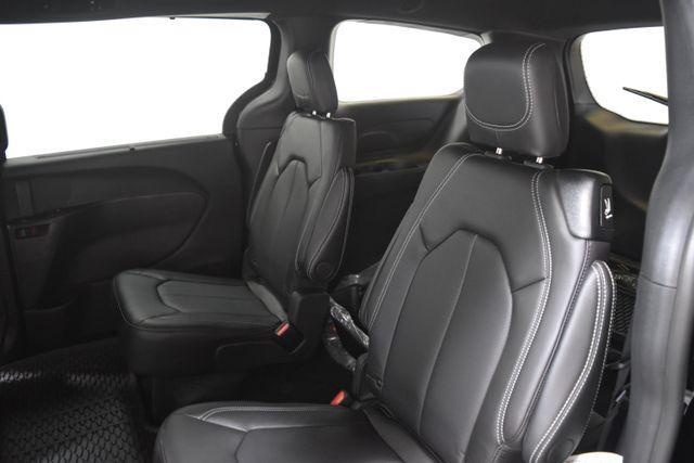 new 2025 Chrysler Pacifica car, priced at $43,244