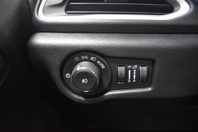 new 2025 Chrysler Pacifica car, priced at $43,244